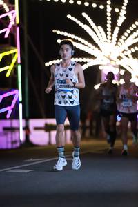 BIB: 40566
                            <button type="button" onclick="openModal(20237043)" class="btn btn-primary btn-sm float-right btn-popup" data-toggle="modal" data-target=".modal-high-quality">
                        <i class="fas fa-shopping-cart"></i> Add to Cart
                    </button>
                                            <button type="button" onclick="isThisMe(20237043, true)" class="btn btn-success btn-sm float-right btn-popup btn-isme hidden" data-toggle="tooltip" data-placement="bottom" title="นี่คือรูปของคุณใช่ไหม คลิกที่นี่เพื่อเอาเข้าอัลบั้ม">
                        <i class="fas fa-plus"></i> Add to album
                    </button>
                    <button type="button" onclick="isThisMe(20237043, false)" class="btn btn-warning btn-sm float-right btn-popup btn-isnotme hidden">
                        <i class="fas fa-ban"></i> Remove from album
                    </button>